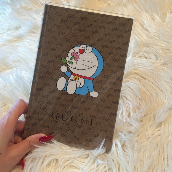 New Gucci x Doraemon hardcover notebook and notepads - Picture 4 of 7